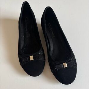 CL by Laundry Black Flats with Gold Accent